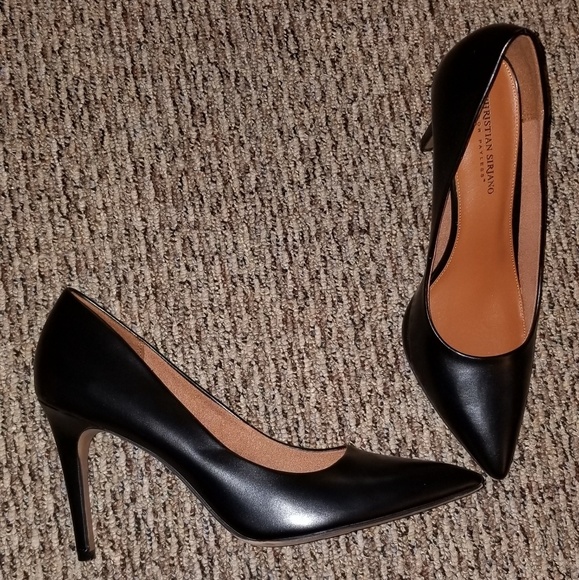 size 13 black pumps